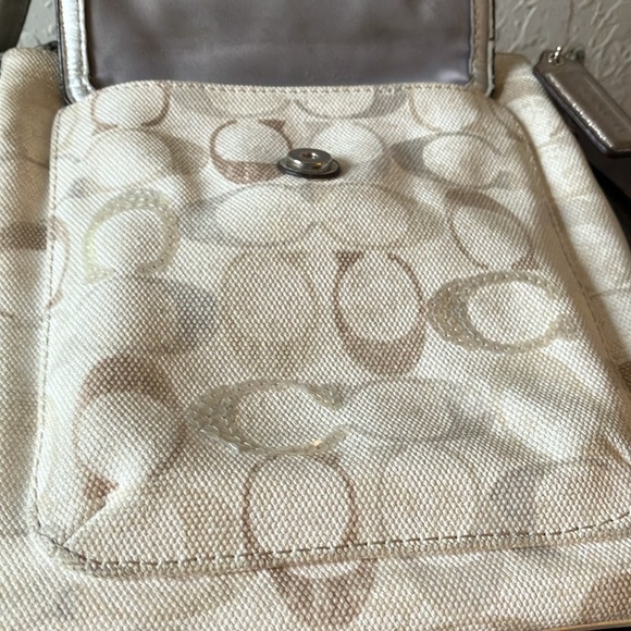 Coach:Cream/Beige/Gray Swing Crossbody Bag-Adjustable Strap-wet look-Silver tone - Picture 14 of 16